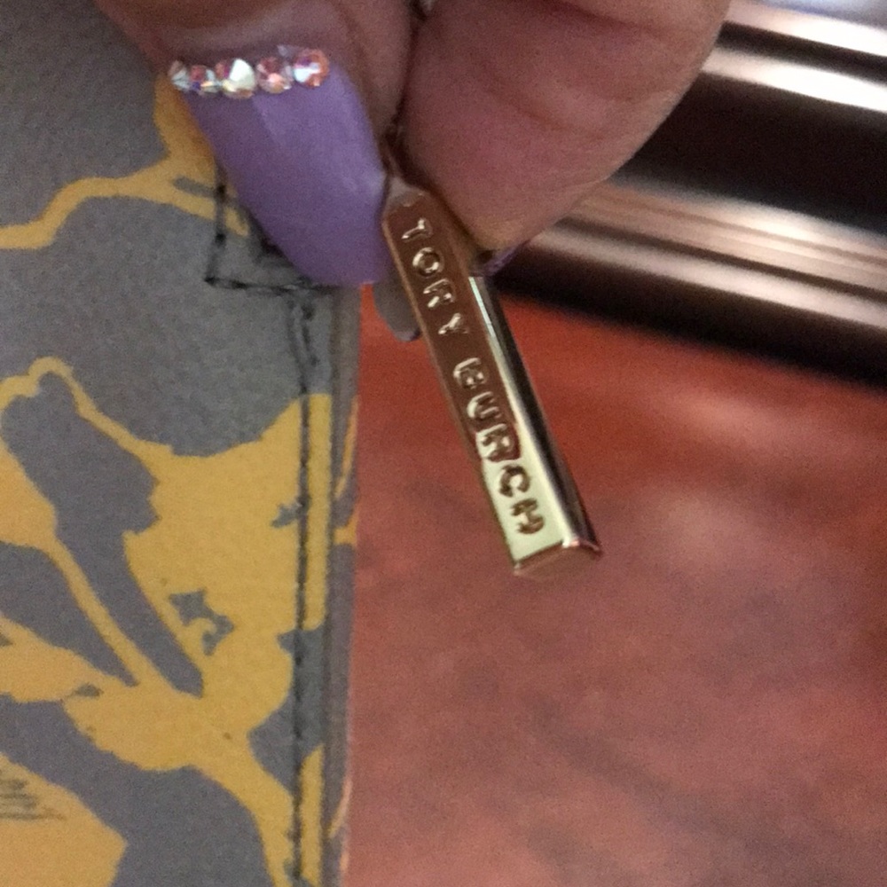 Purse - Picture 4 of 6